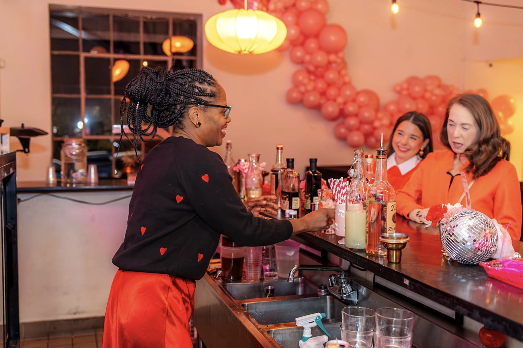 Bubblee Mixologist - Galentines Influencer Event