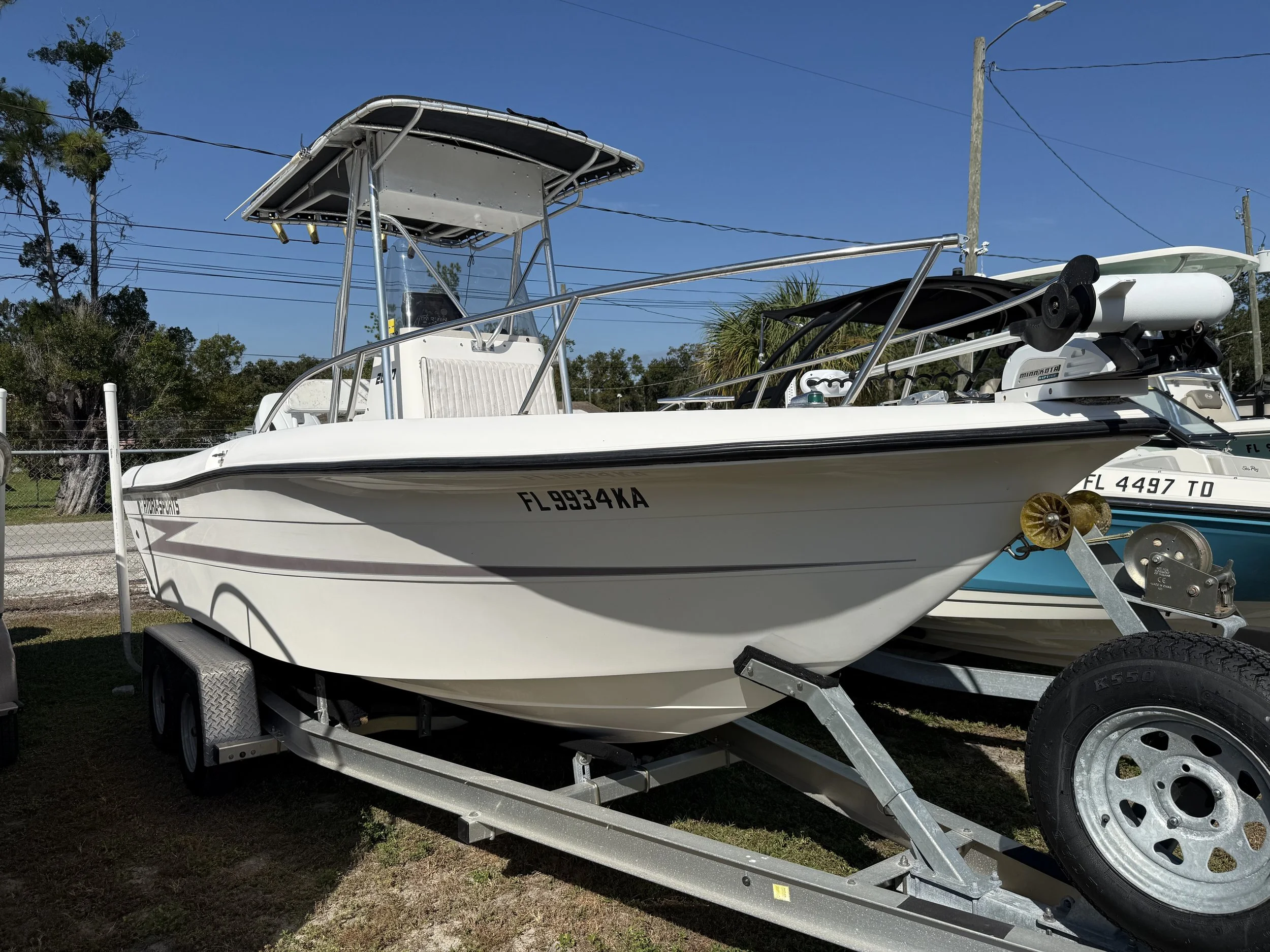 1997 HYDRASPORT 2000 WITH 2022 SUZUKI 200 AND ALUMINUM TRAILER