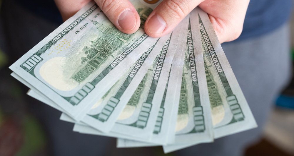 What is the Currency on the Galapagos Islands? Touring Galapagos