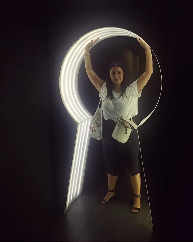 If I&rsquo;m ever *actually* trapped in a dark cabin that&rsquo;s haunted by a creepy girl who&rsquo;s threatening to kill everyone I know...I hope I&rsquo;m with @alexandrapirozzi and @aaaallliiiaaaa. #escapeartists