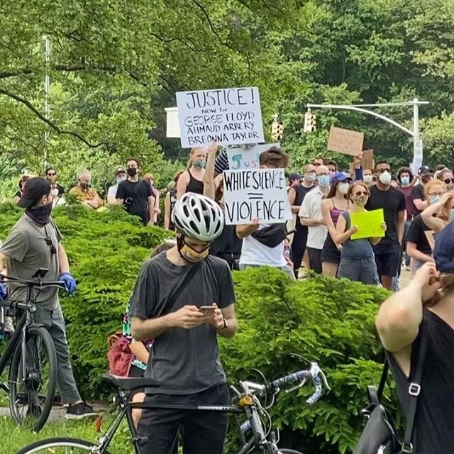 Protests in Brooklyn last week. Black lives matter. Thanks to everyone taking action, sharing info and resources. Info about NYC protests via @justiceforgeorgenyc.