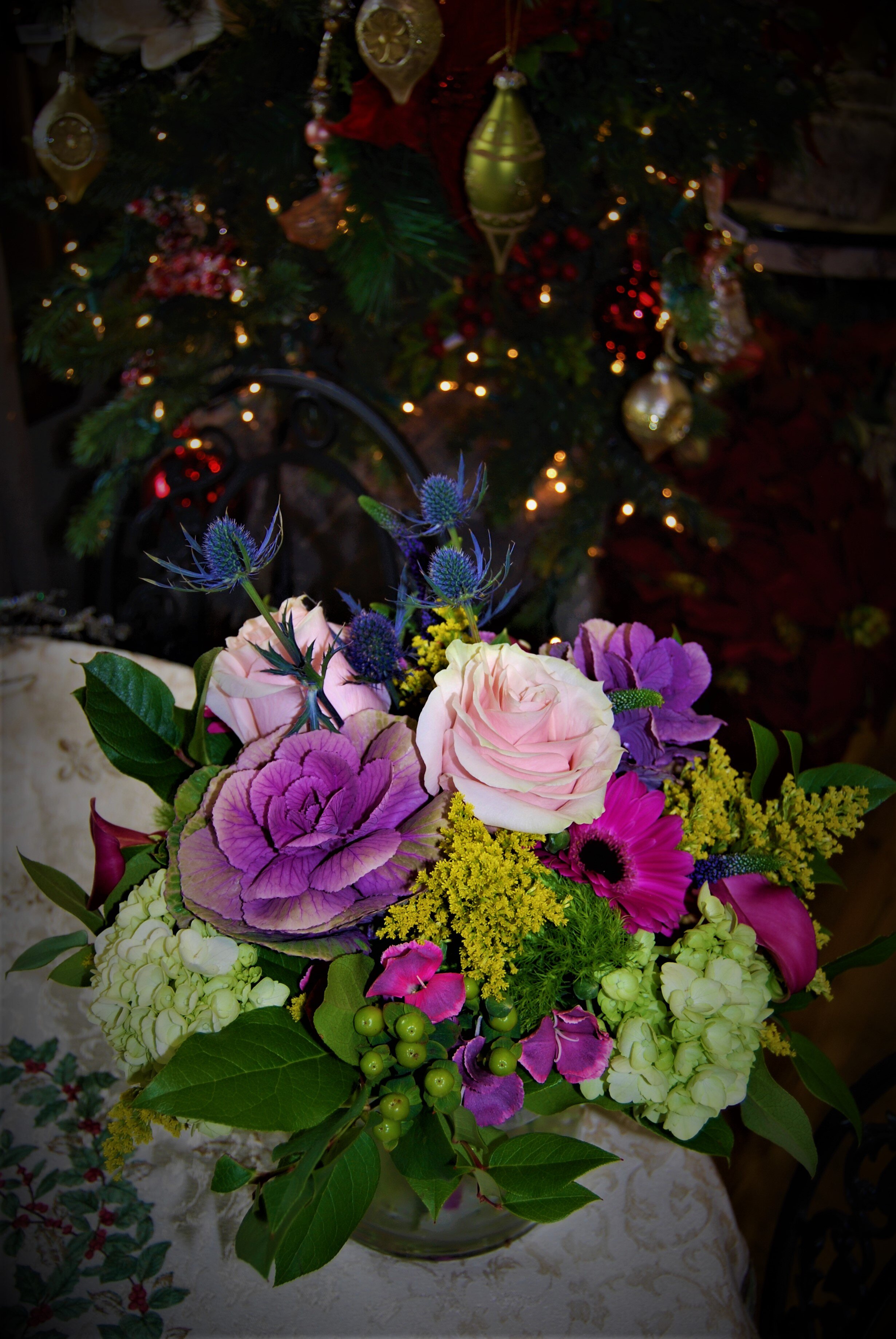 Christmas Flowers and Centerpieces — Accents by Michele Flower Studio