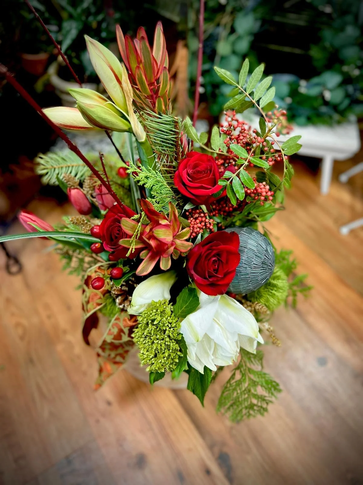 Christmas Flowers and Centerpieces — Accents by Michele Flower Studio