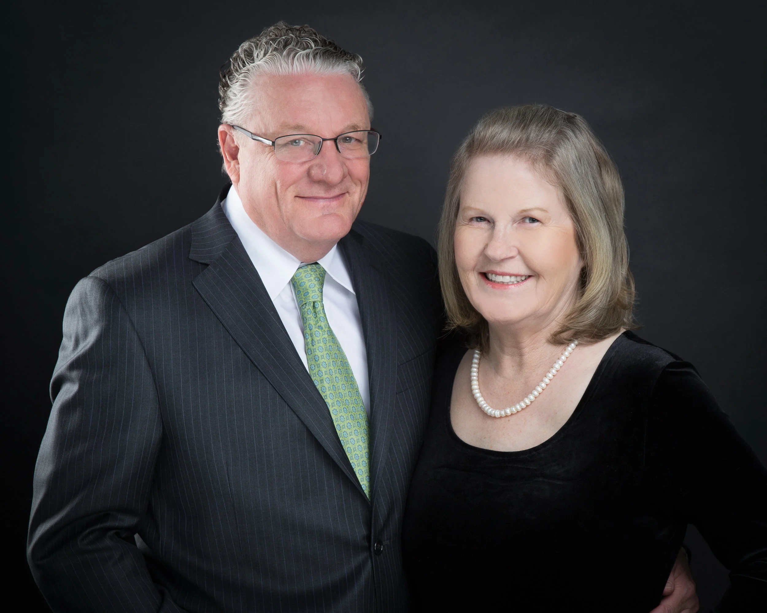 Professor David Maidment (1968-70) and Dr Helen Maidment, illustrious College House benefactors.