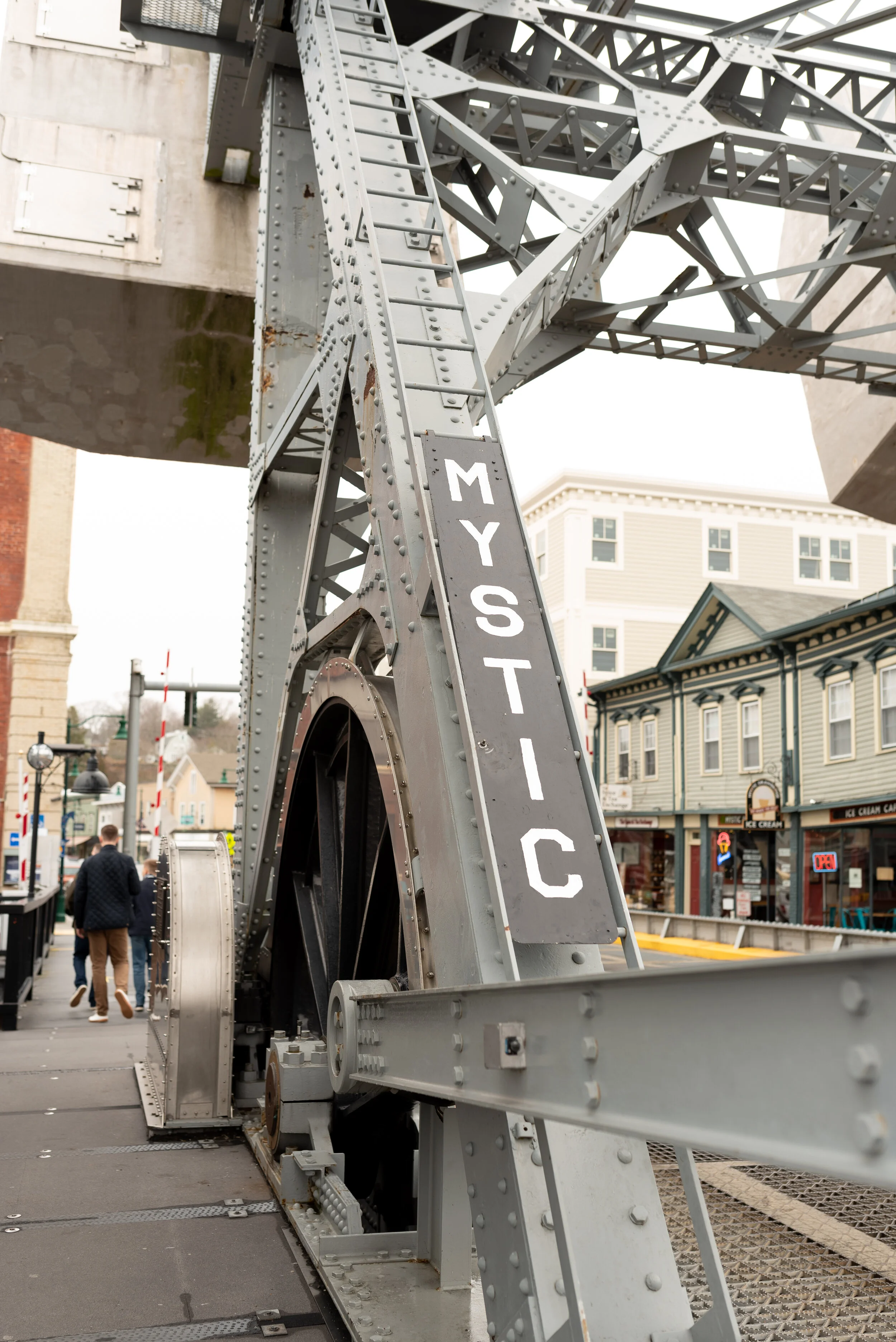 Exploring Mystic Country with Joules USA — Kristy & New England