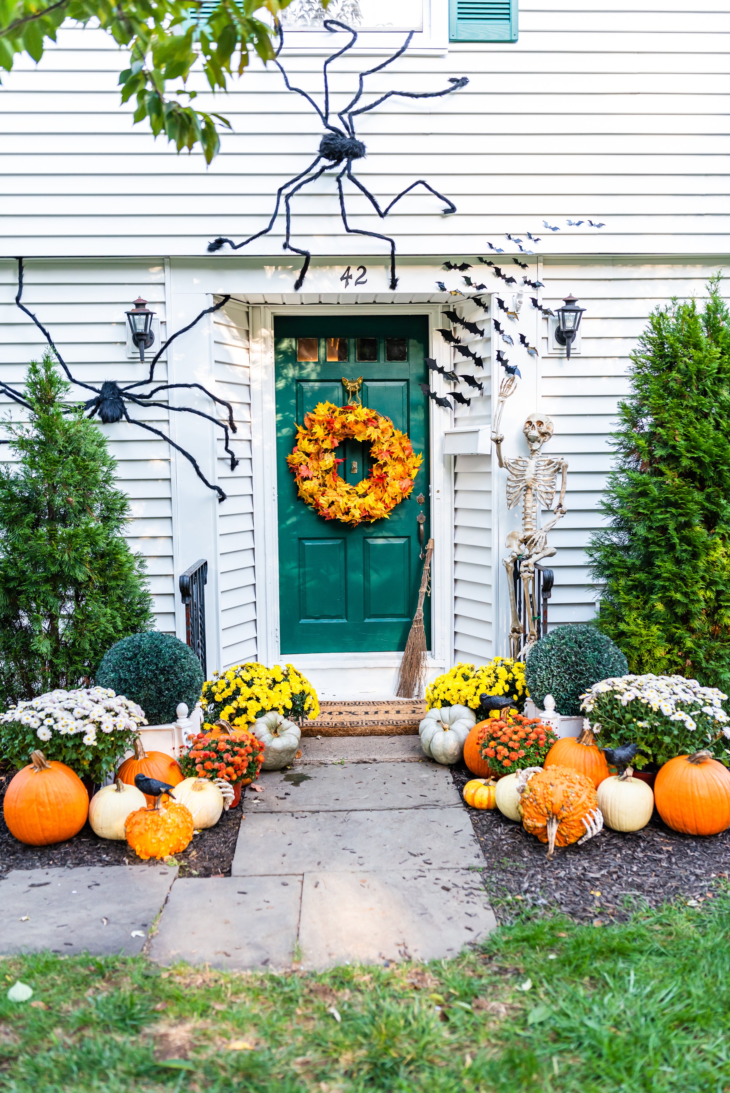 Spooky Finds Just in Time to Decorate for Halloween — Kristy & New England