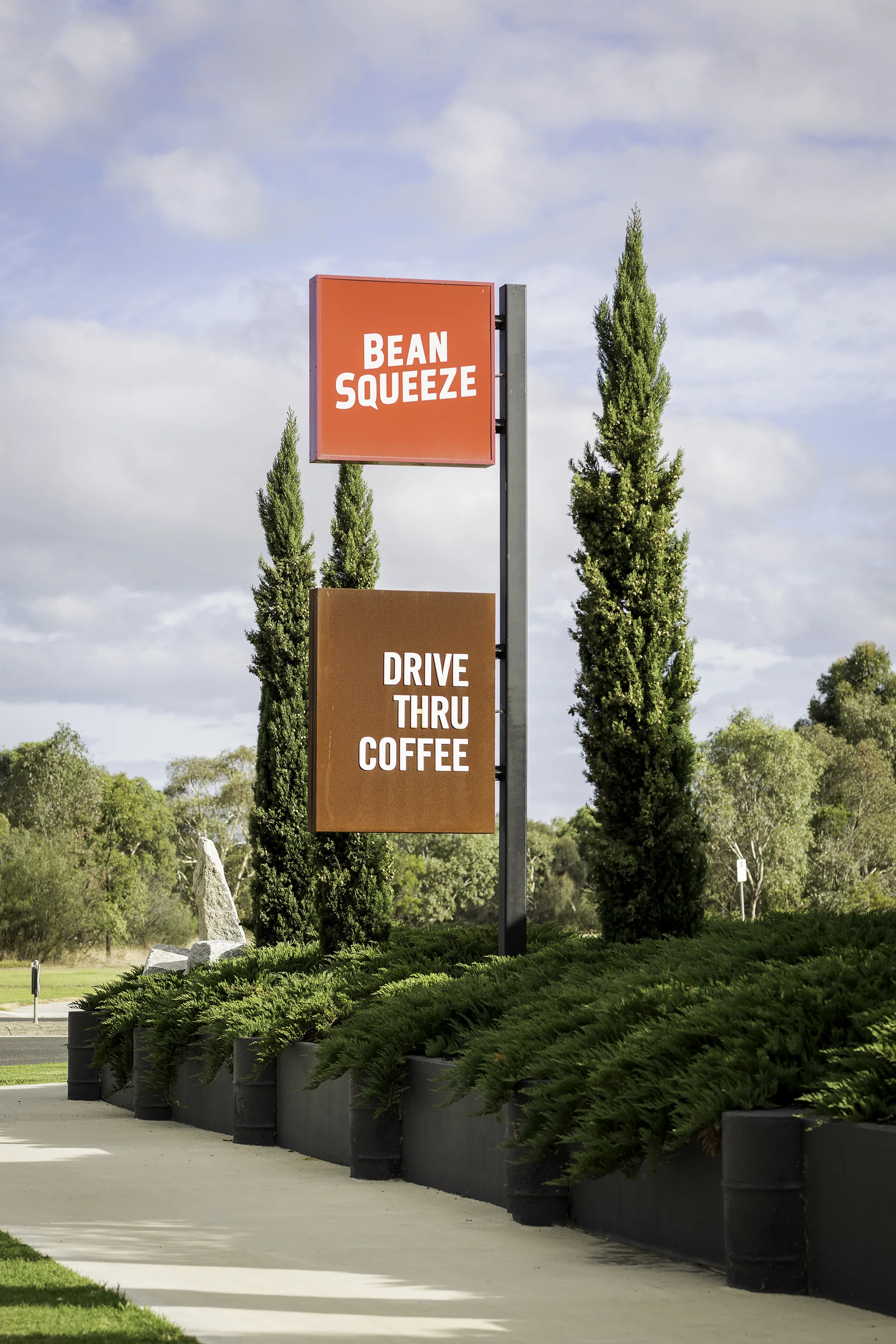 architectural-signage-07-bean-squeeze.jpg