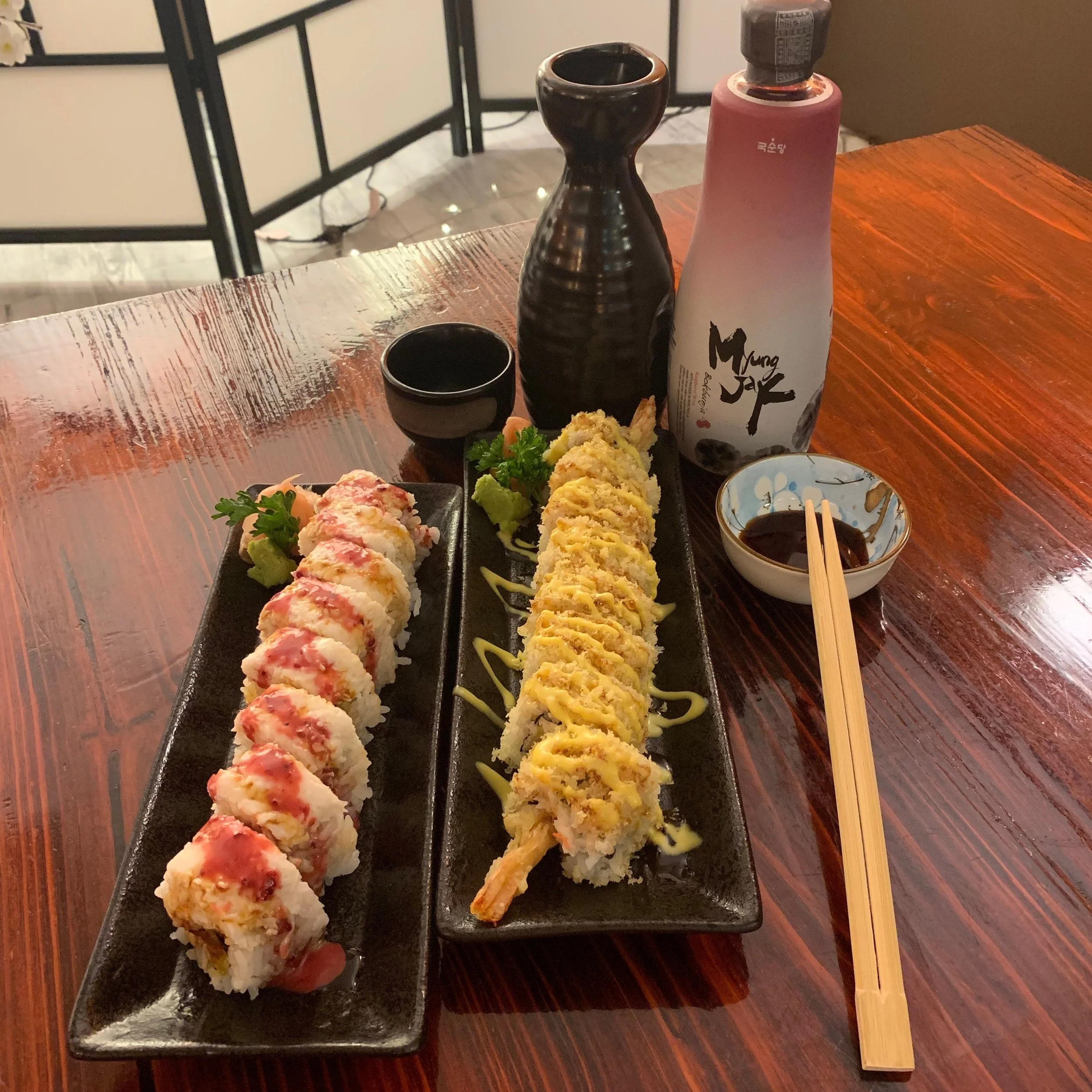 Crunch Honey Mustard, Berry Roll with Bojbunja Wild Raspberry Wine