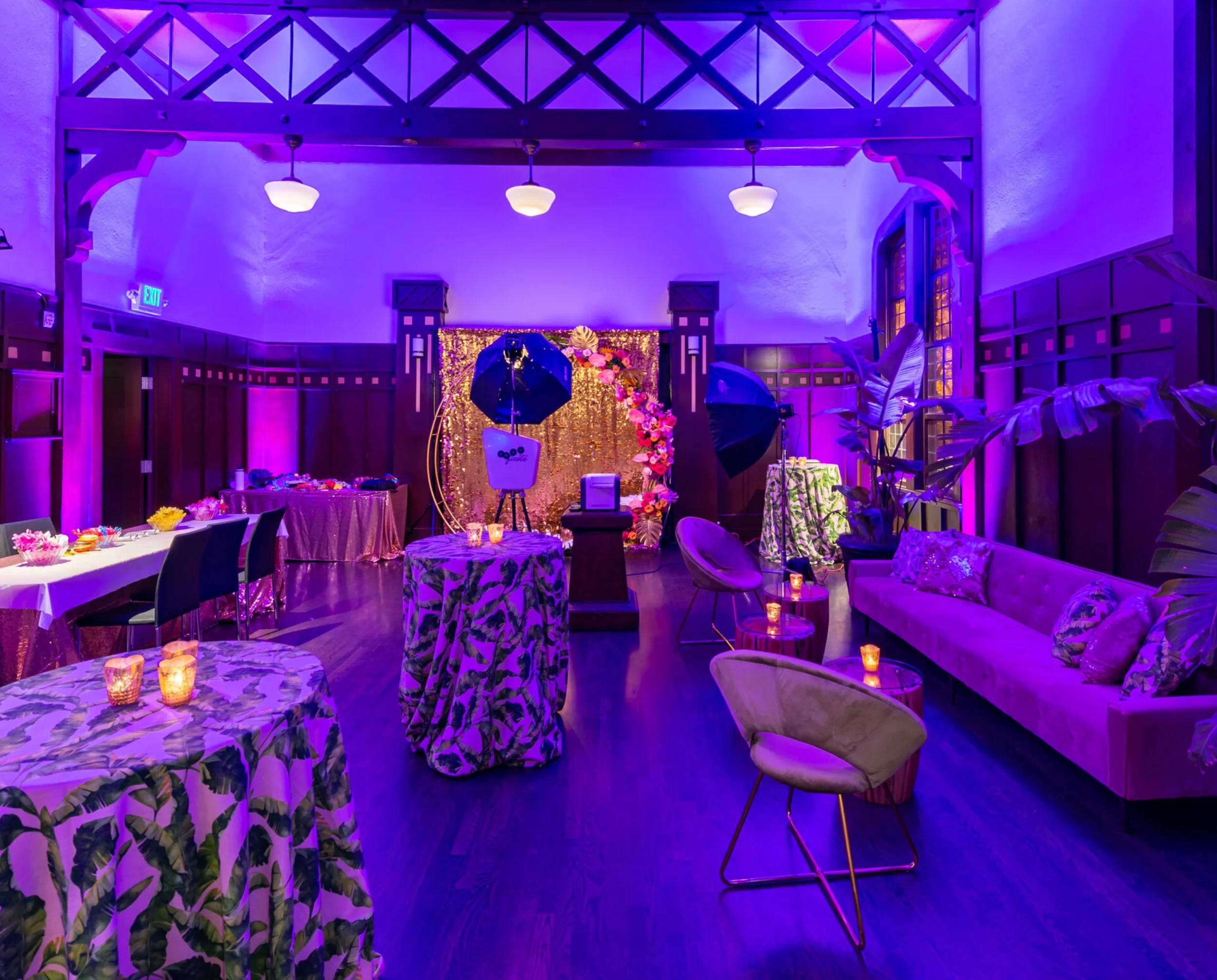 Photomatica Cabinet Back Wall (2).png