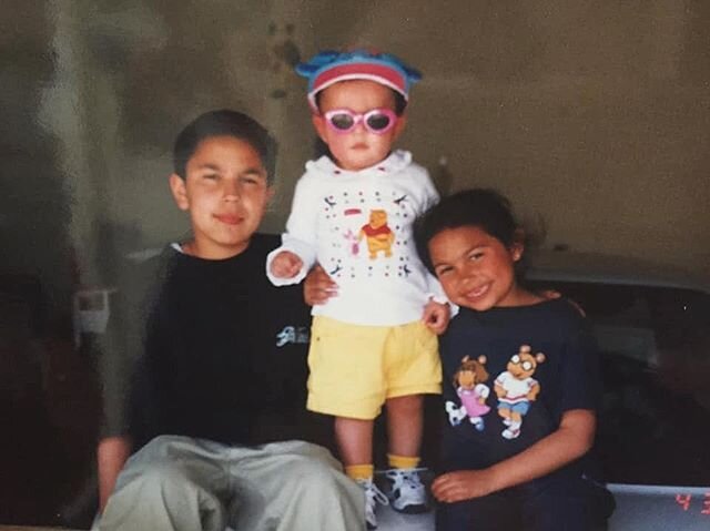 my fashion sense definitely peaked at one year old. (let&rsquo;s also appreciate my sister&rsquo;s arthur shirt🥺)