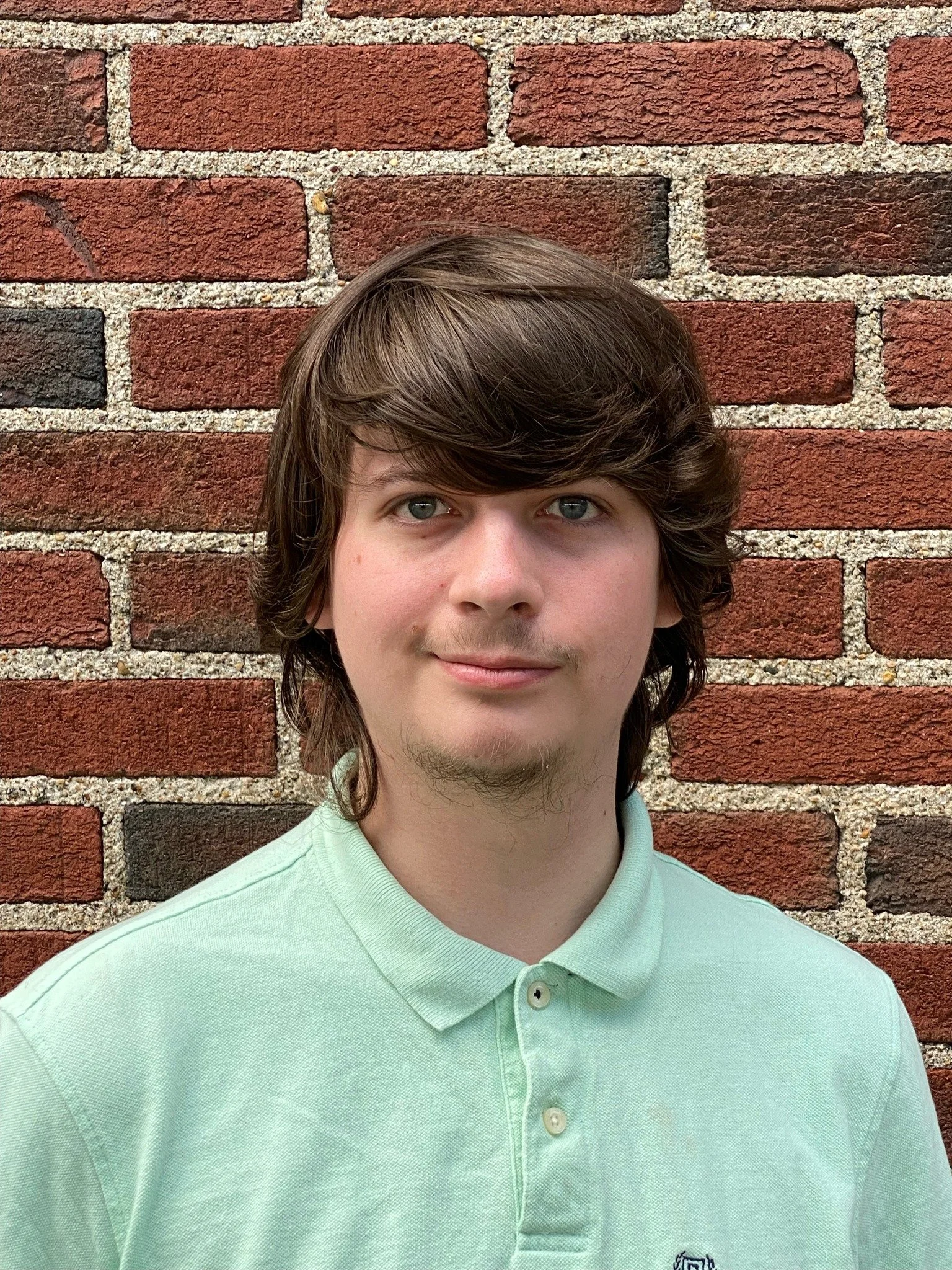 😎 Meet Sodapop Curtis - Lucas Lormand

Charming, carefree, and always smiling, Sodapop is the heart of the Curtis family. He keeps the peace and reminds everyone what family really means.

🎭 Don&rsquo;t miss him in The Outsiders, Nov. 20&ndash;23 i
