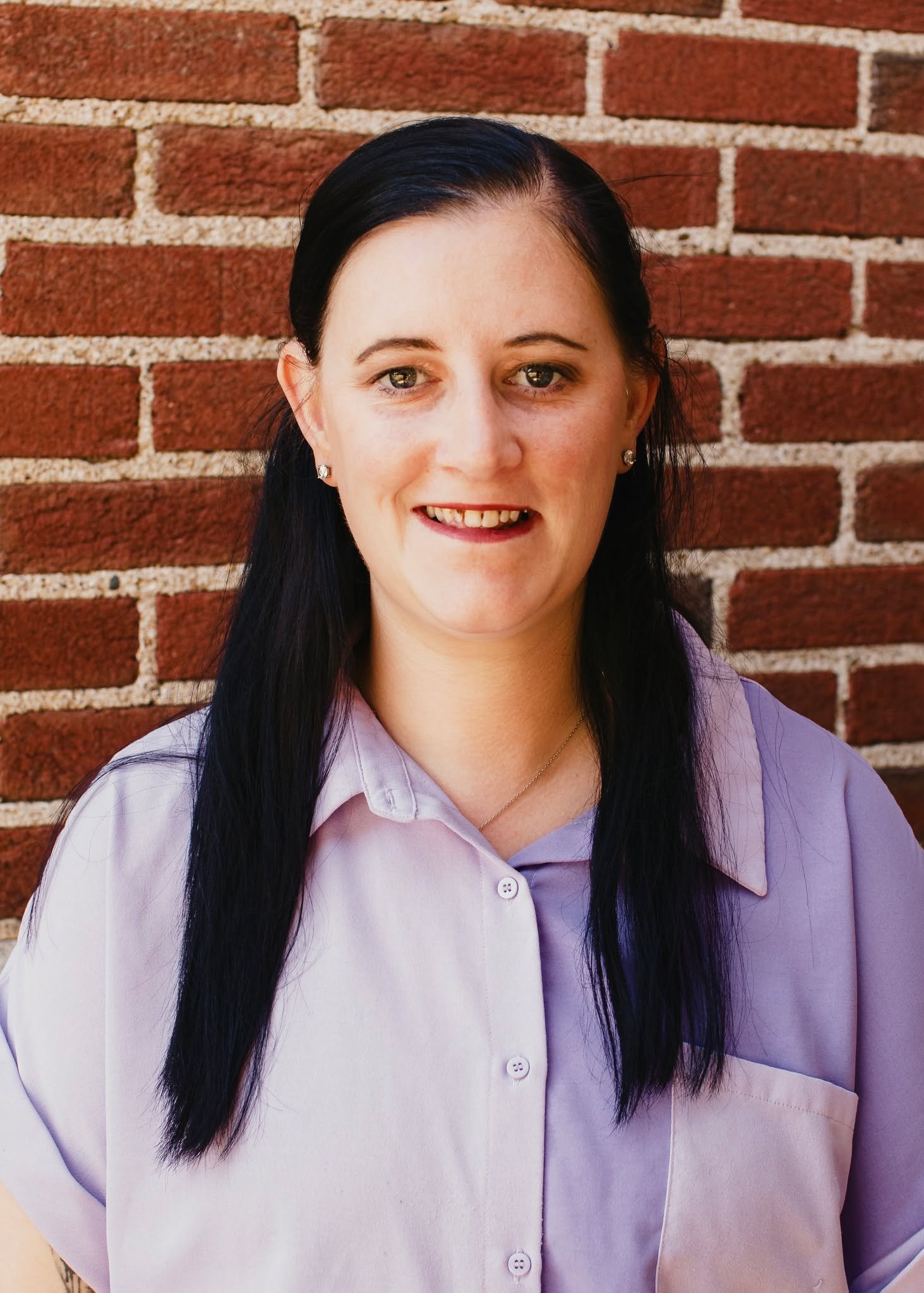 🍎 From the Classroom to the Stage: Meet Whitney Monroe! 🎭

Help us welcome Whitney Monroe to the spotlight! While Whitney has been a resident of Greenwood since 2015 (by way of Dayton, Oregon!), you probably know her best as a local educator or fro