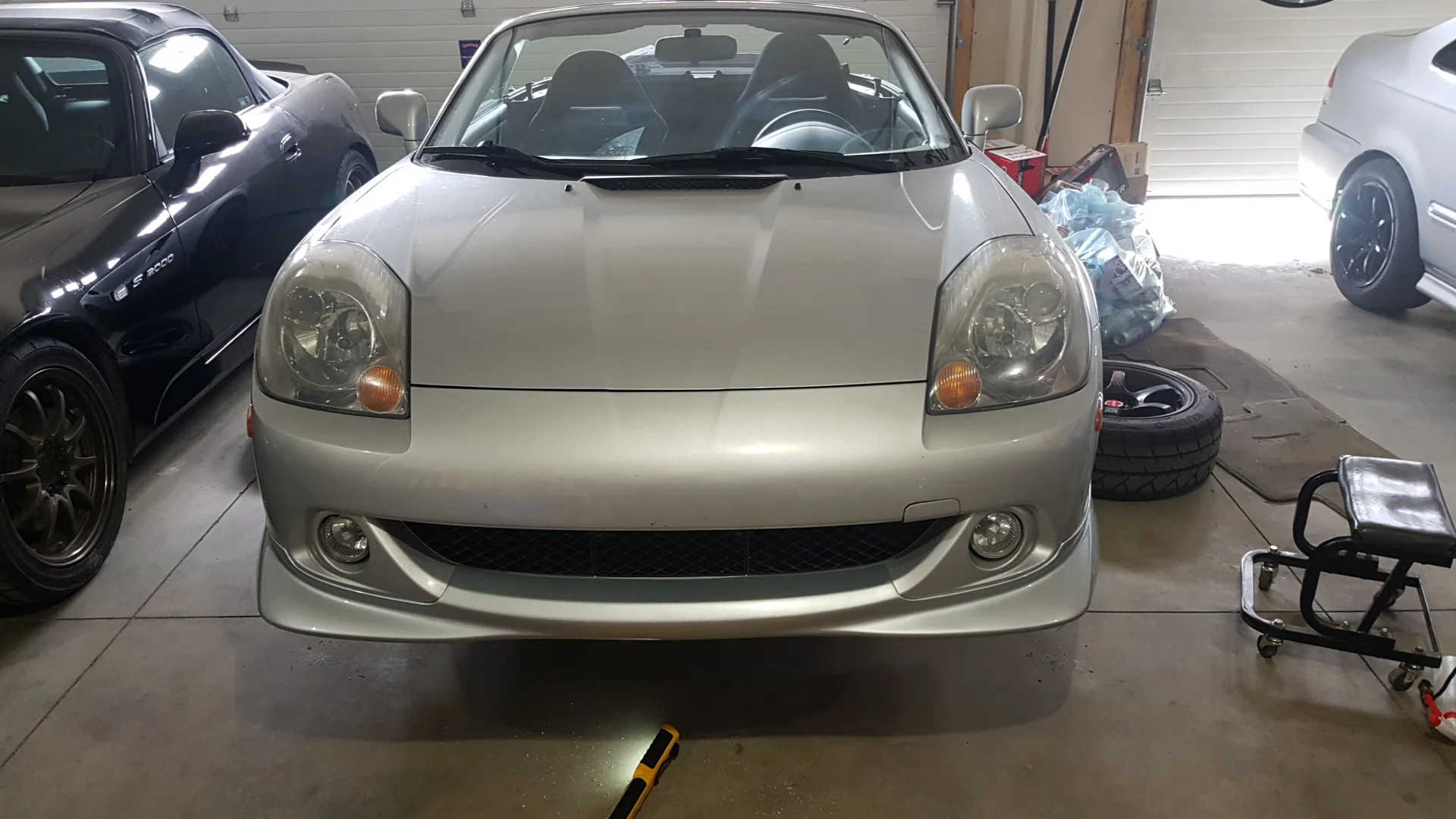TRD front lip installed. Big thanks to my friend Dave @extremeffect for always painting my parts. He’s been pulling me favors since my first build when I was 17. I owe him a lot.