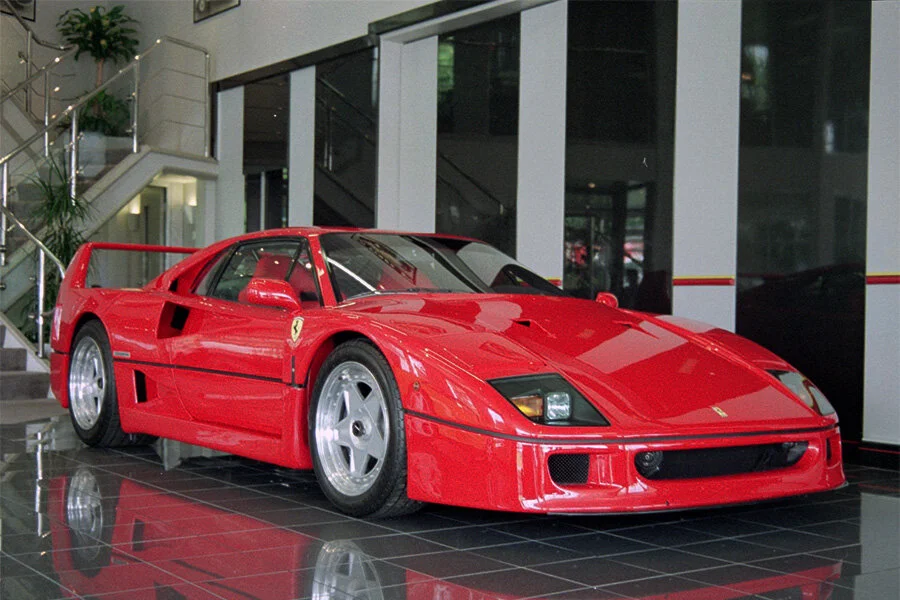 Car Spotting: Maranello Concessionaires 1992