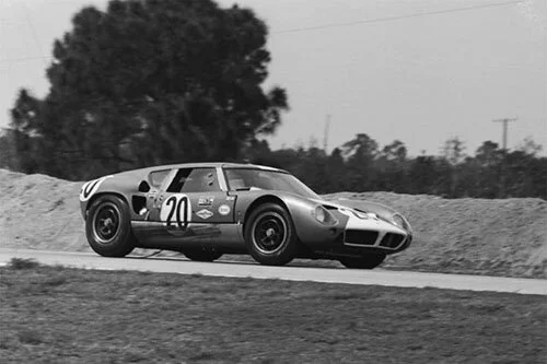 VIN: the Mecom Racing Team Lola Mk6 GT chassis LGT-2