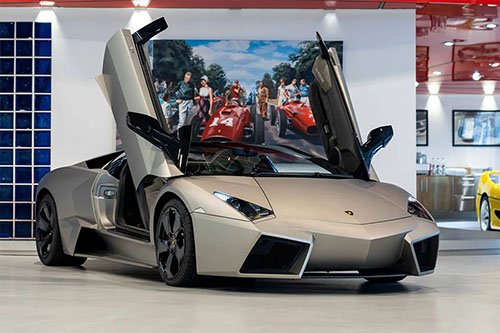 One to Buy: 1200 miles from new 2010 Lamborghini Reventon Roadster