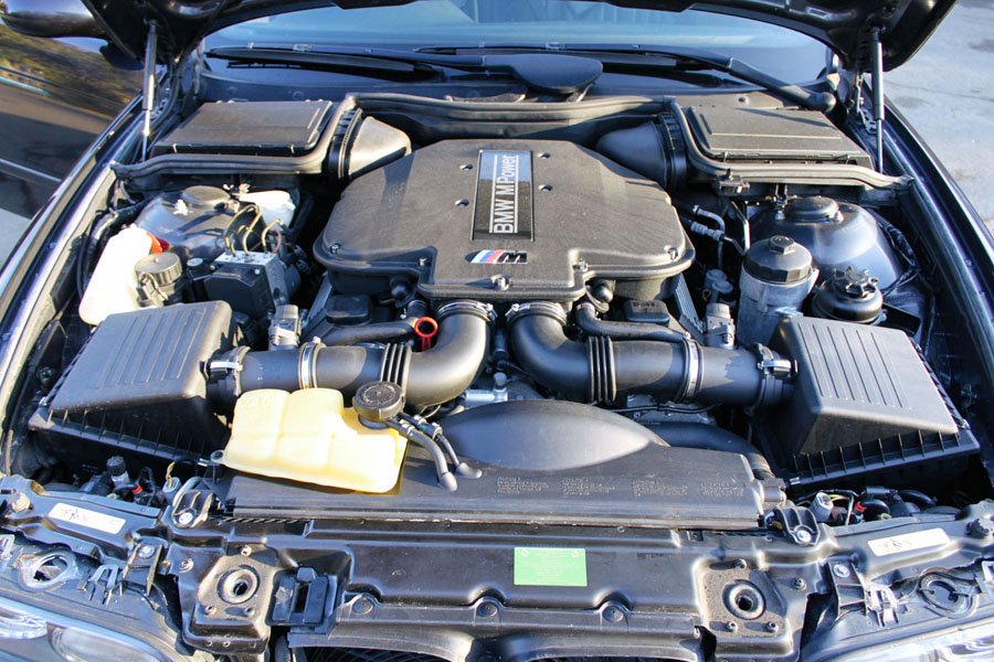 BMW-E39-M5-73326-1-11.jpg