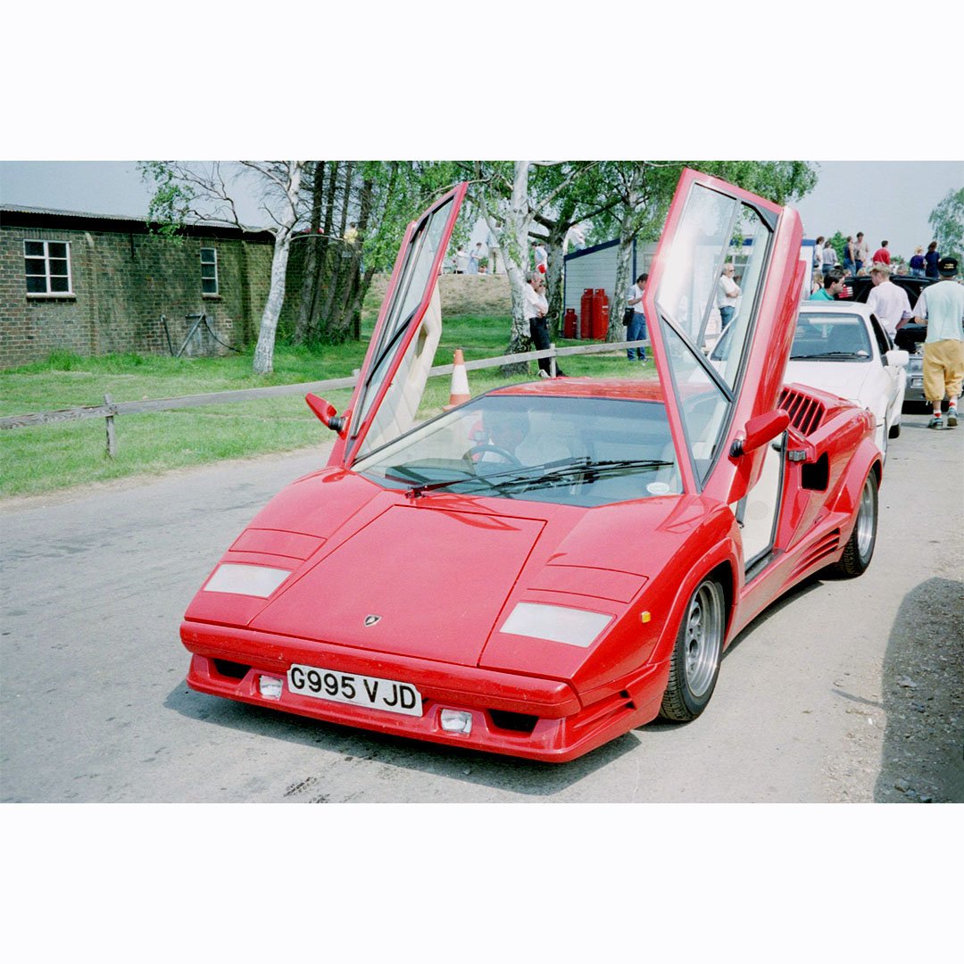 Lamborghini Countach 25th Anniversary at Goodwood, 1990.

Photo credit: Supercar Nostalgia

#lamborghini #lamborghinicountach #lamborghinicountach25thanniversary #lamborghinicountachanniversary #countach #countachanniversary #goodwood #trackdays #199