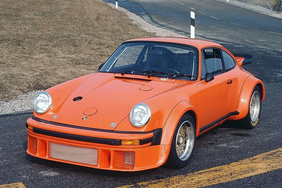 Guide: 930 Customer Racecar - a Historical & Technical Appraisal of the Porsche 911 3.0 Turbo Carrera RSR (934)