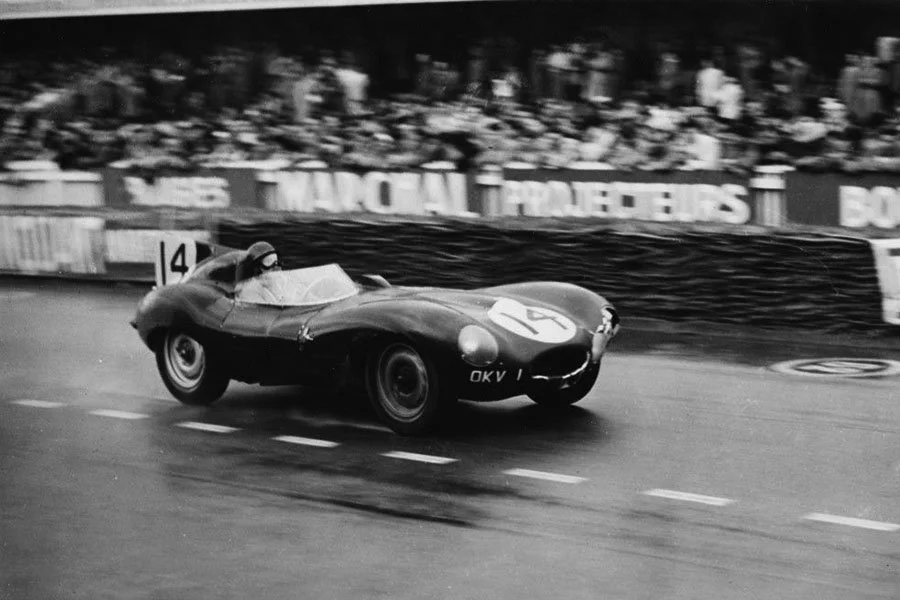 Guide: Jaguar D-type / 54 - a Historical &amp; Technical Appraisal