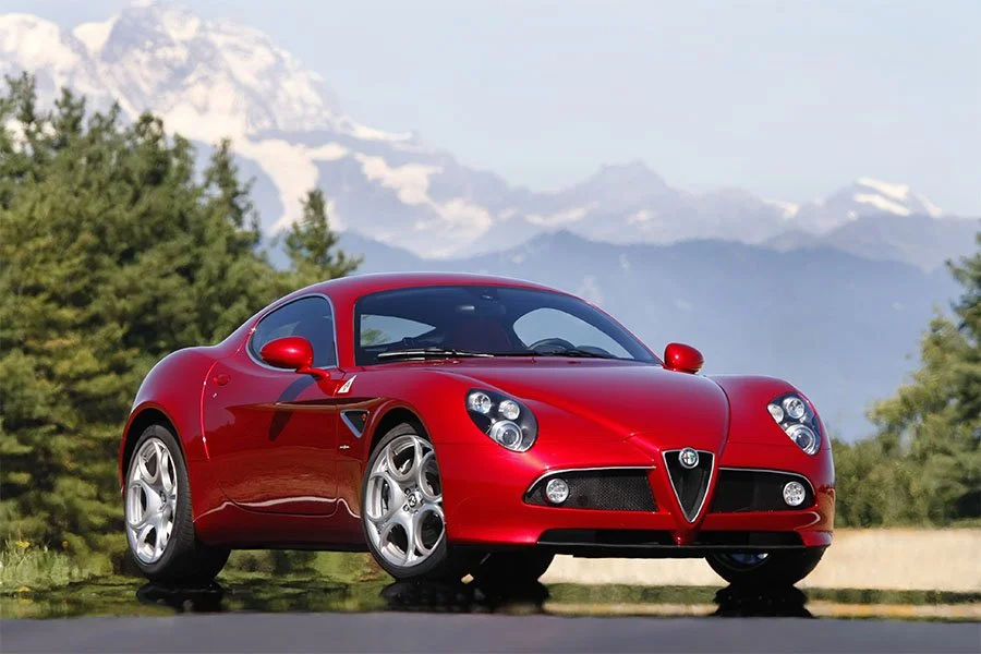 Guide: Alfa Romeo 8C Competizione & 8C Spider - a Historical & Technical Appraisal