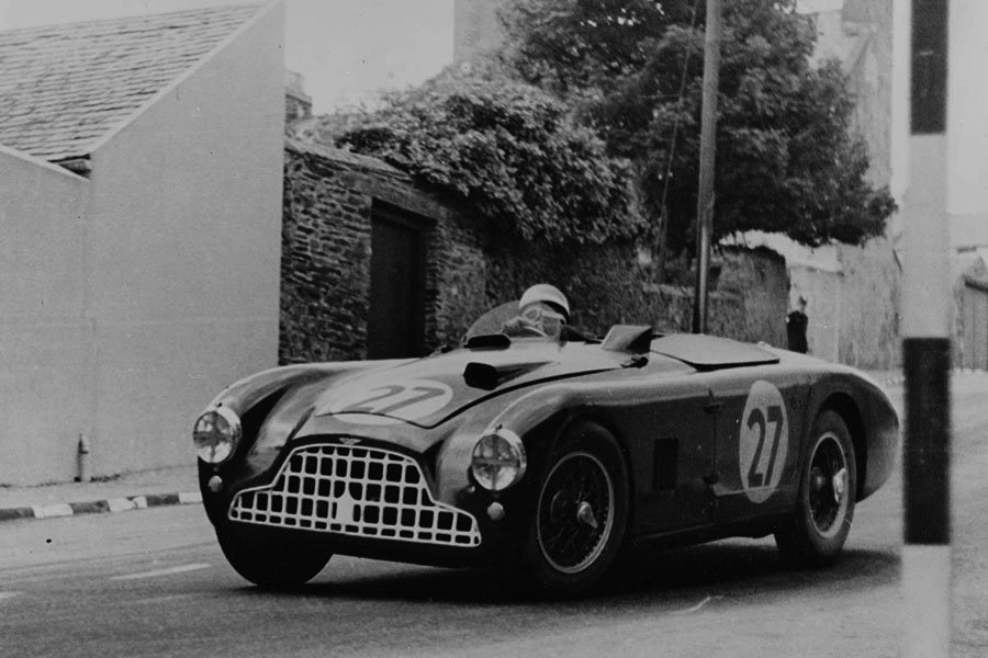 Guide: Aston Martin DB3 - a Historical & Techncial Appraisal
