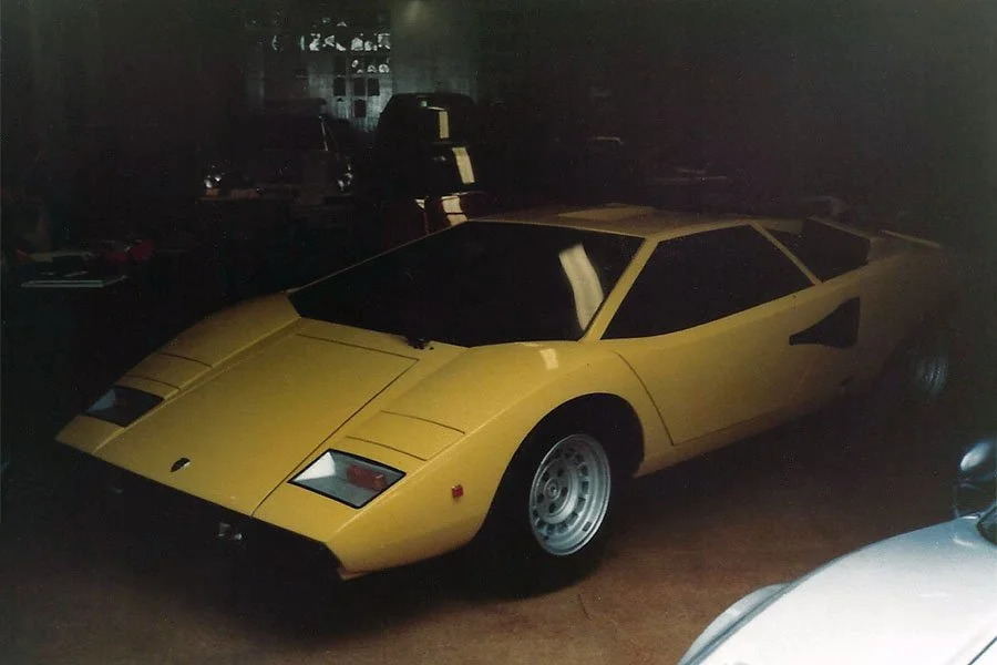 VIN: Saudi arms dealer Adnan Khashoggi's Lamborghini Countach LP400 chassis 1120204