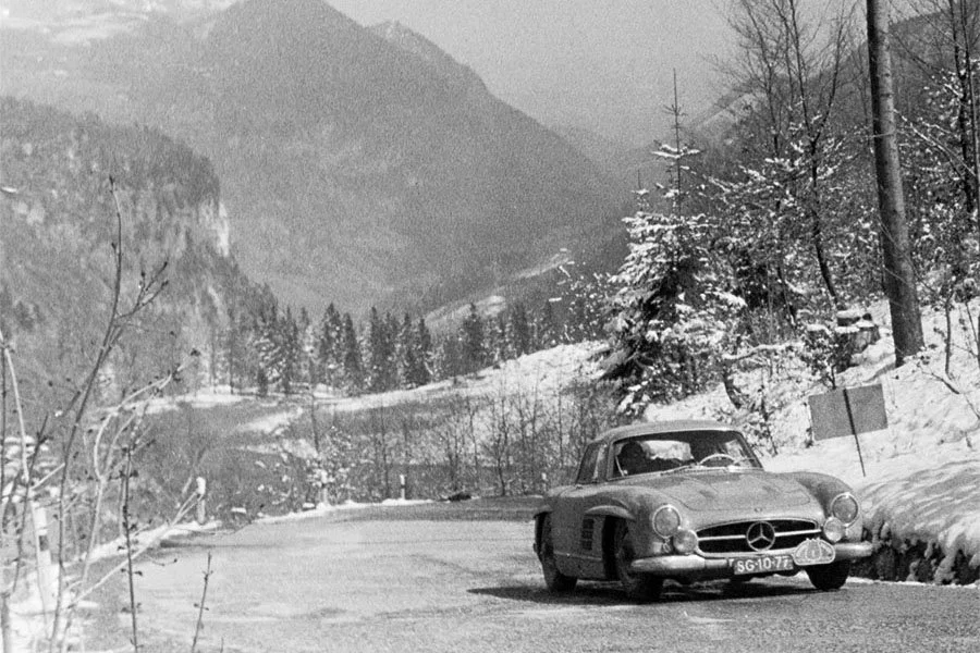 VIN: A Gullwing for Rallye &amp; 250 Monza for track - Hans Tak's Mercedes-Benz W198 300 SL chassis 198.043.5500194