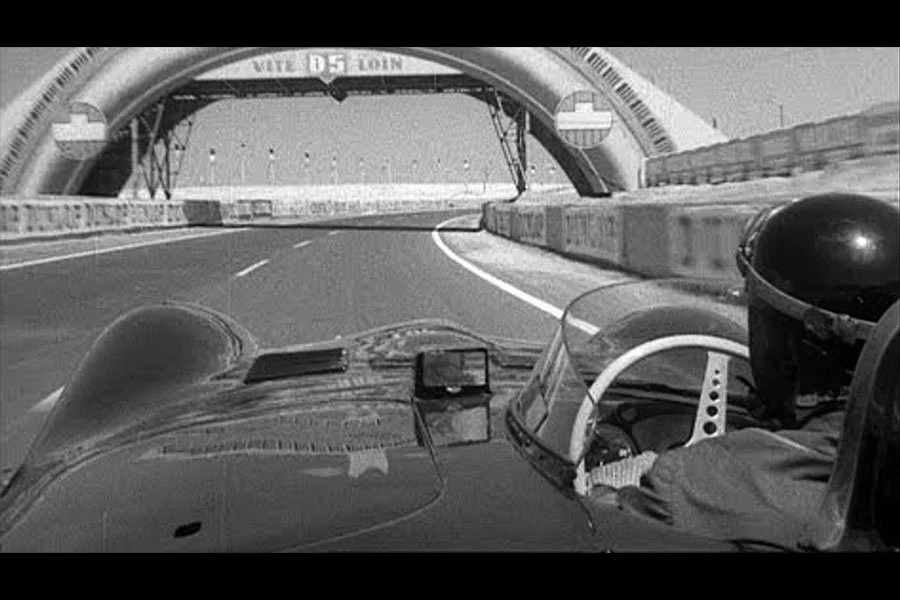 Video: On Board with Mike Hawthorn at Le Mans 1956 - Jaguar D-type