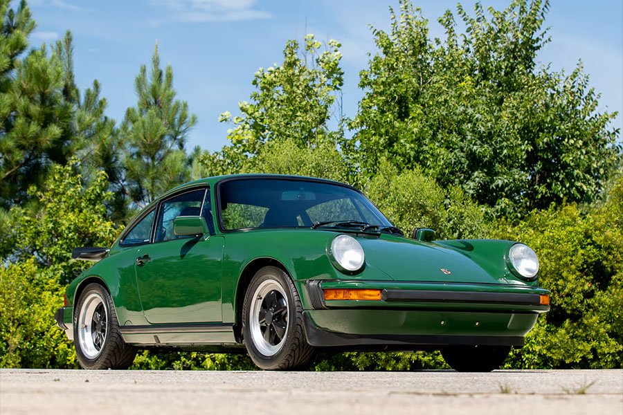 One to Buy: 1 of 1 Irish Green 9500 mile 1989 Porsche 911 3.2 Carrera Club Sport