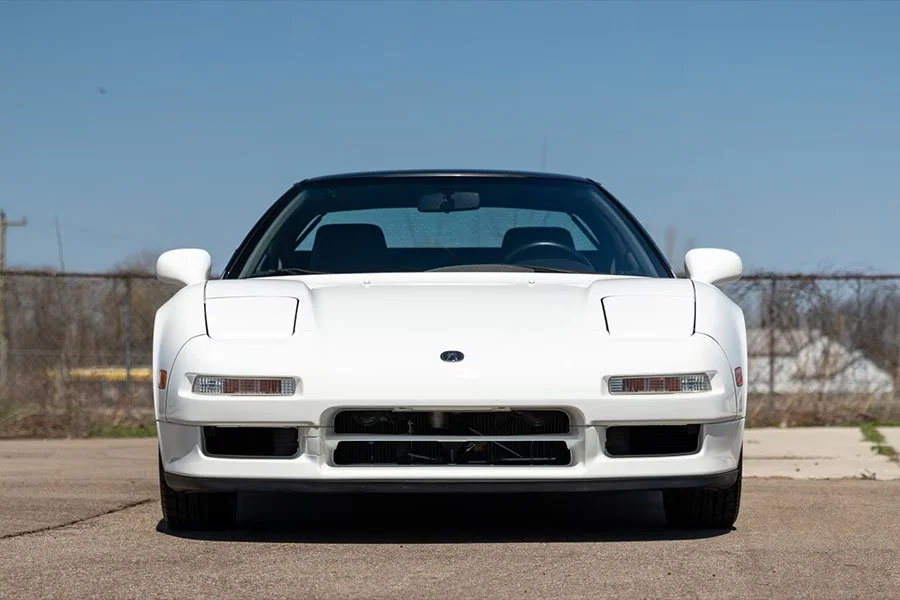 One to Buy: 3500 mile Grand Prix White 1993 Honda NSX