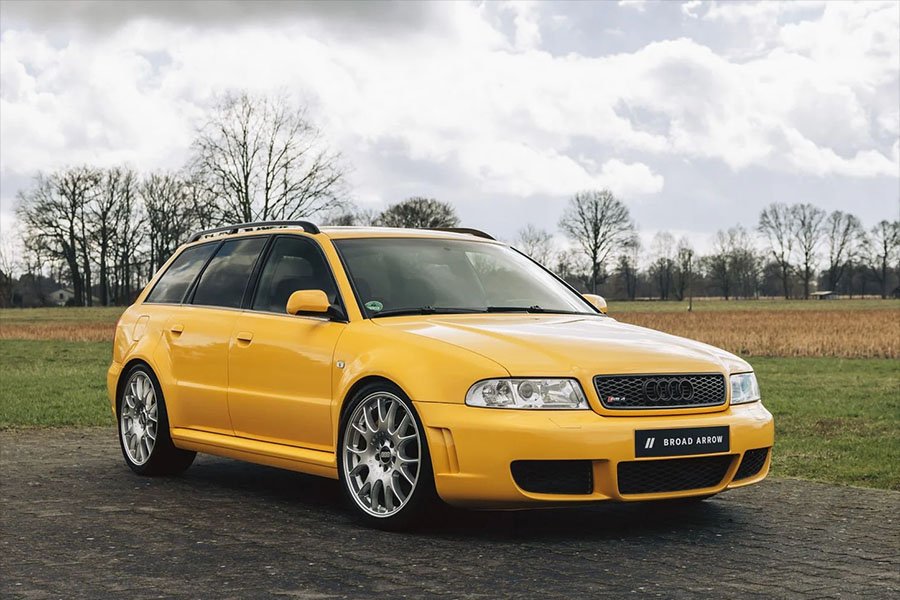 One to Buy: Imola Yellow 2001 Audi B5 RS4 Avant