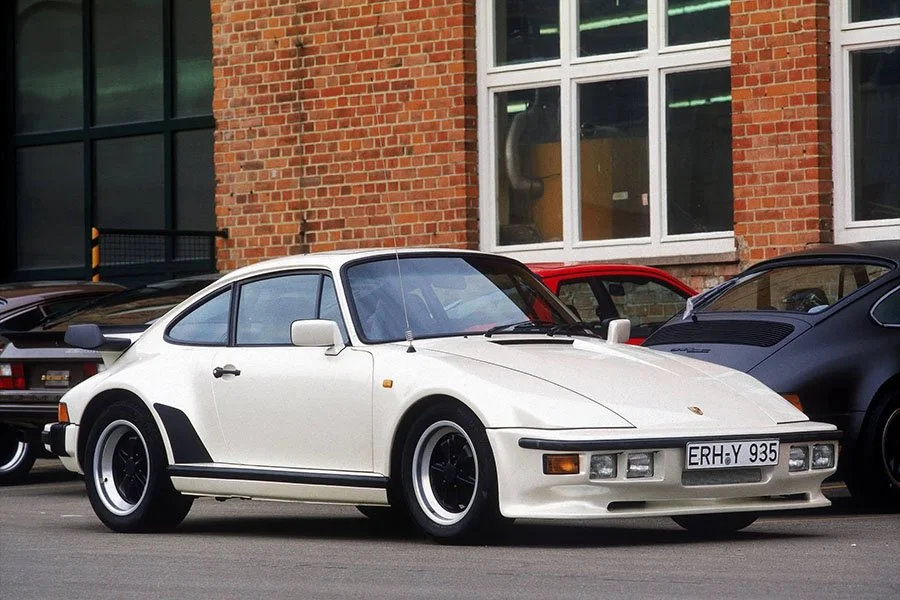 Sonderwunsch! - a Historical & Technical Appraisal of the Porsche 911 3.3 Turbo Flachbau Series 1 (930)