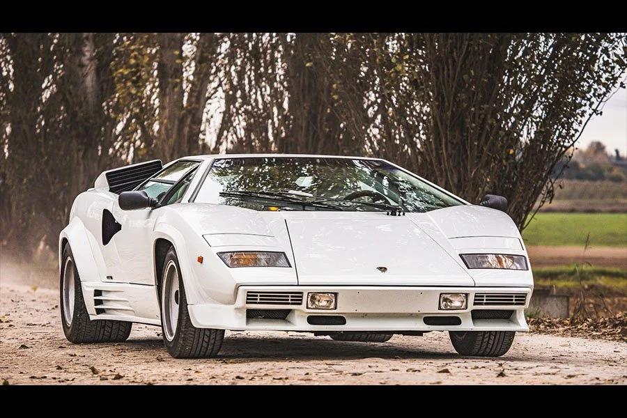 Video:  Lamborghini Countach Quattrovalvole - a V12 Symphony by Davide Cironi