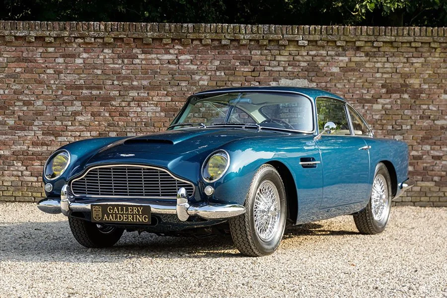 One to Buy: Aegean Blue 1962 Aston Martin DB4 Vantage Series 4