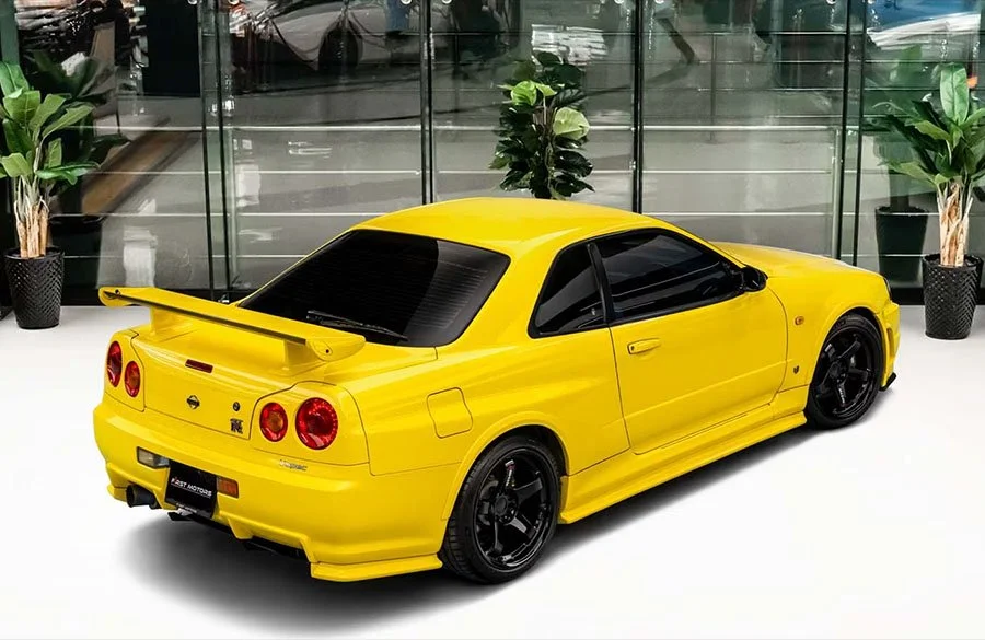 Lightning Yellow 1999 Nissan R34 Skyline GT-R V spec For Sale in the ...