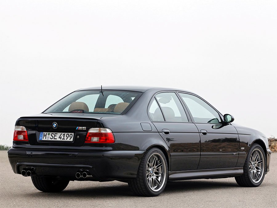 Guide: BMW E46 M3 CSL — Supercar Nostalgia