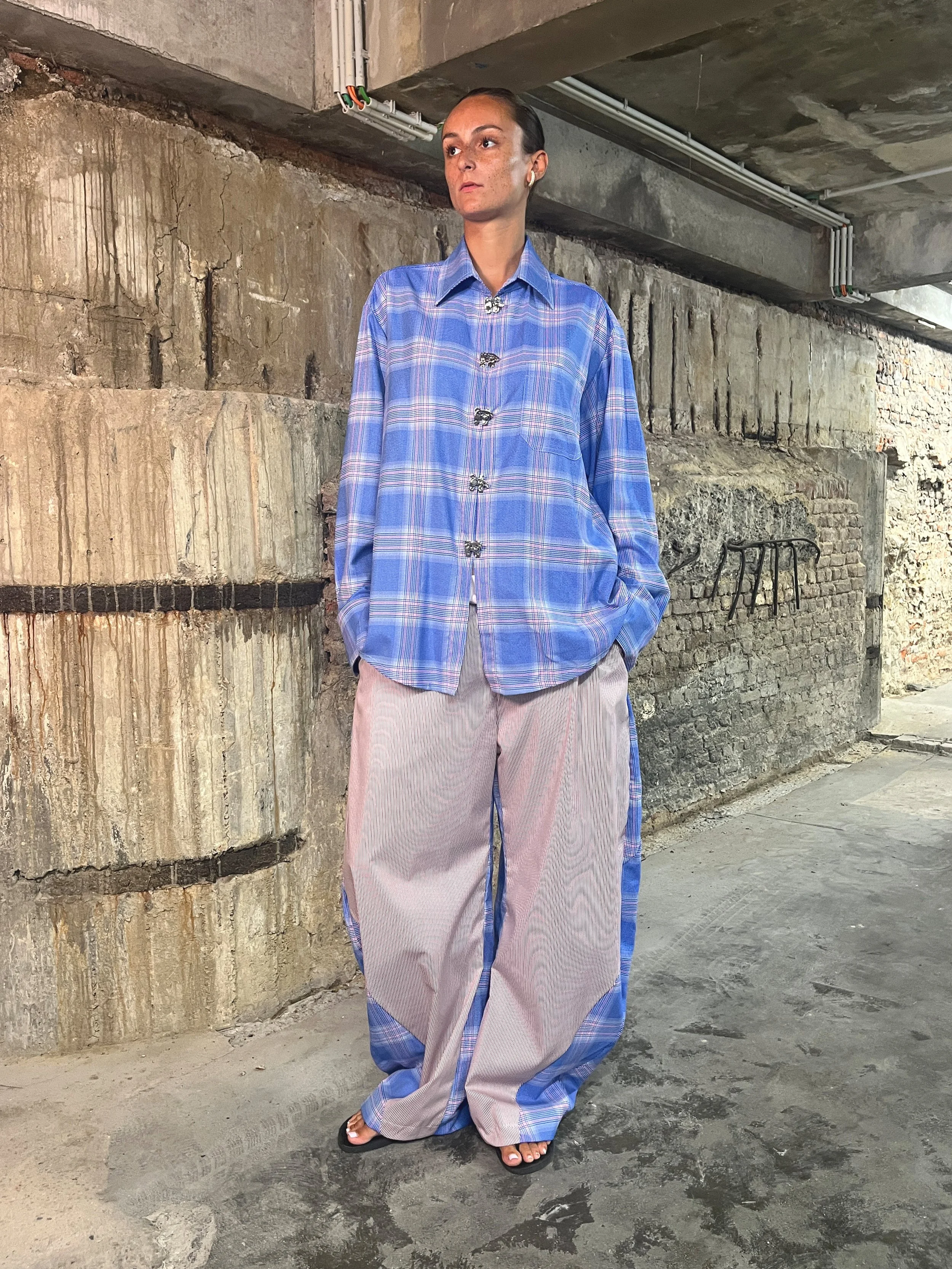 LUPA_BLUE_FRONT.jpg