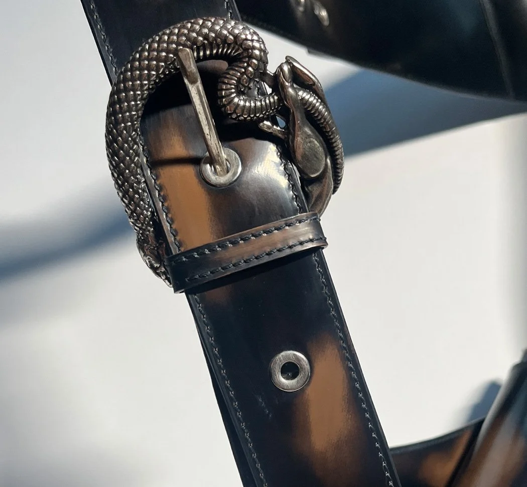 packshot_beltbrown_detail1.jpg