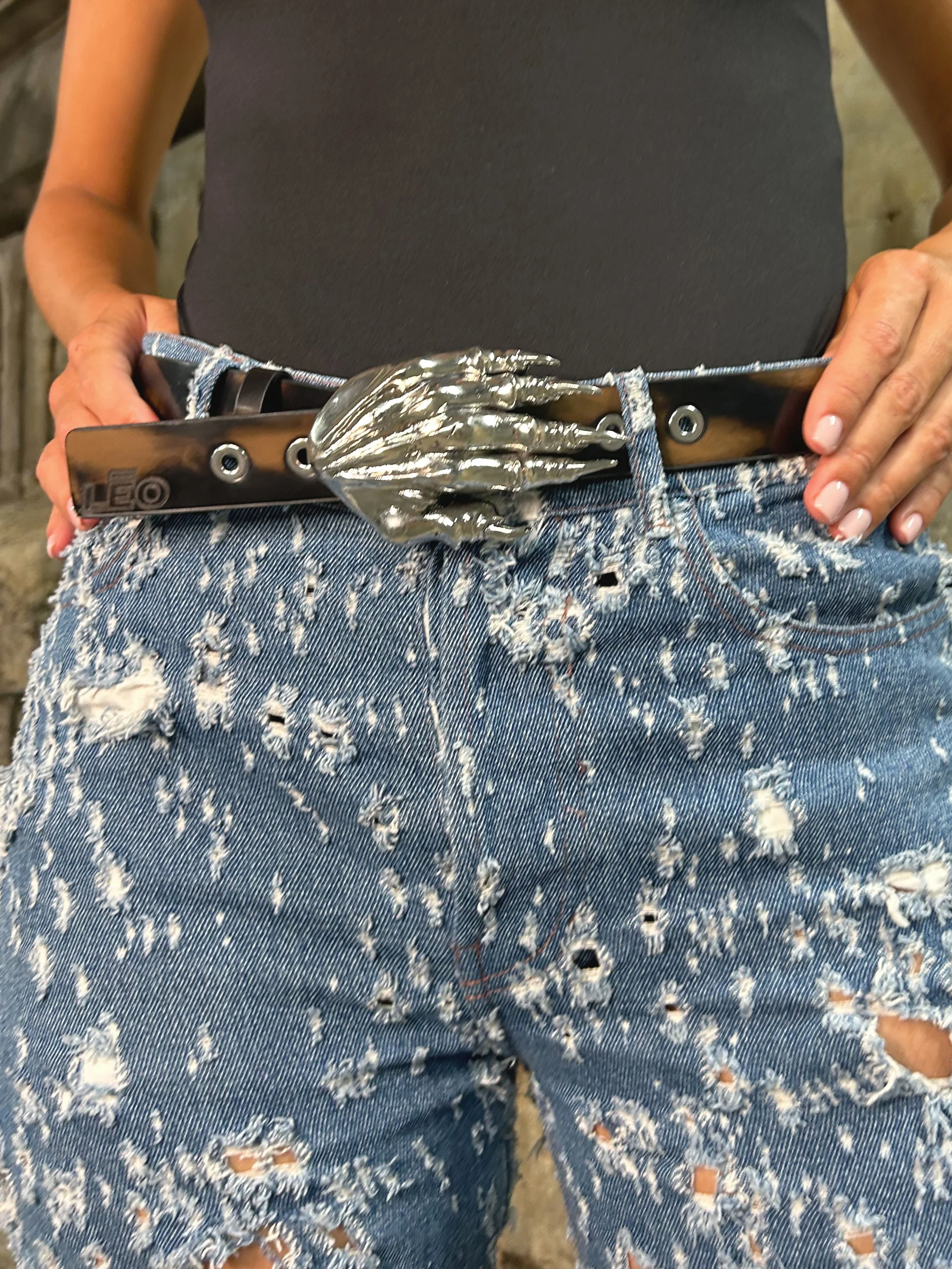 BELT BROWN_CLOSEUP.jpg