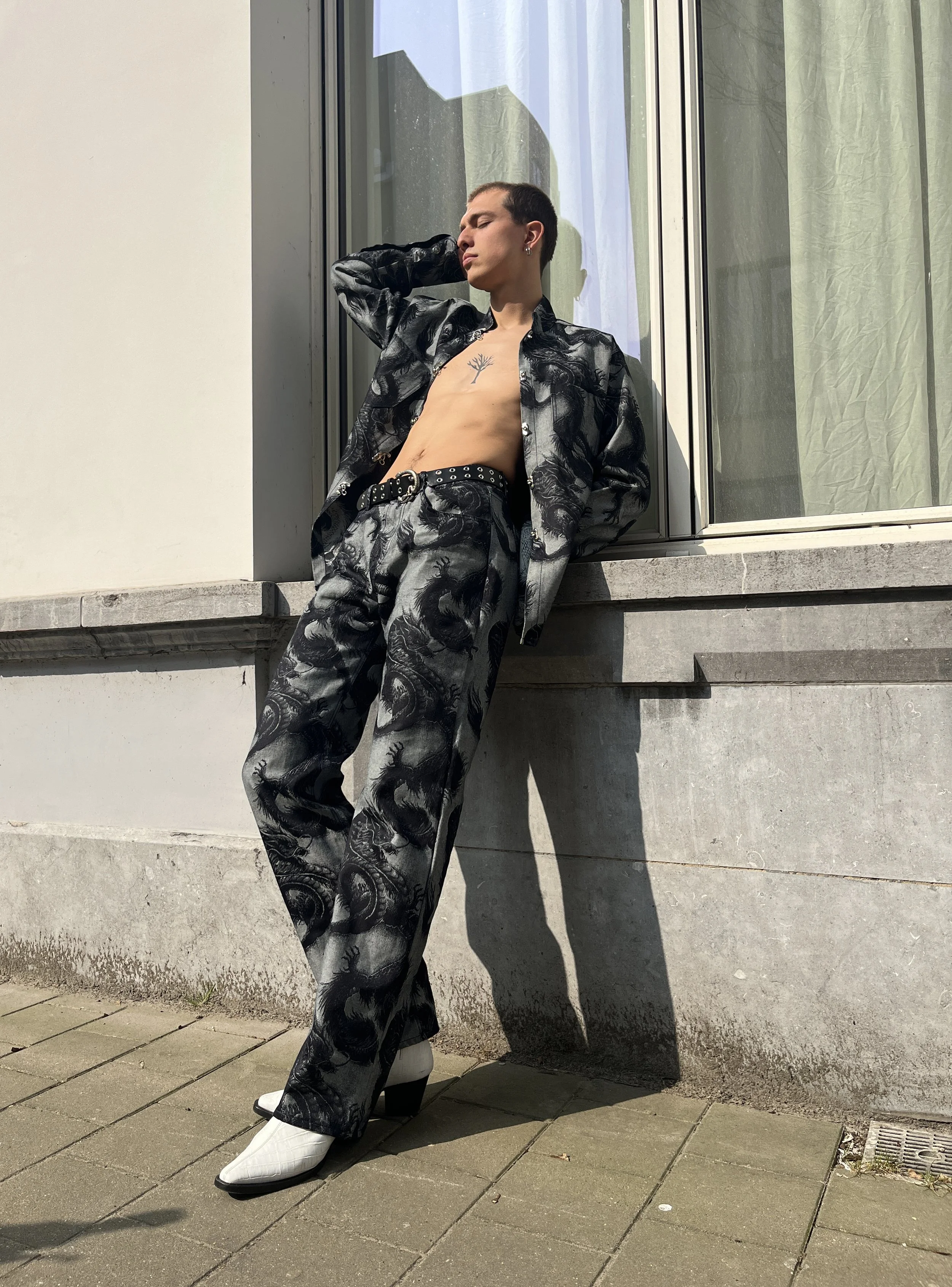 HERA - Dragon Denim Pants - Dark Blue dragon/Light Blue base