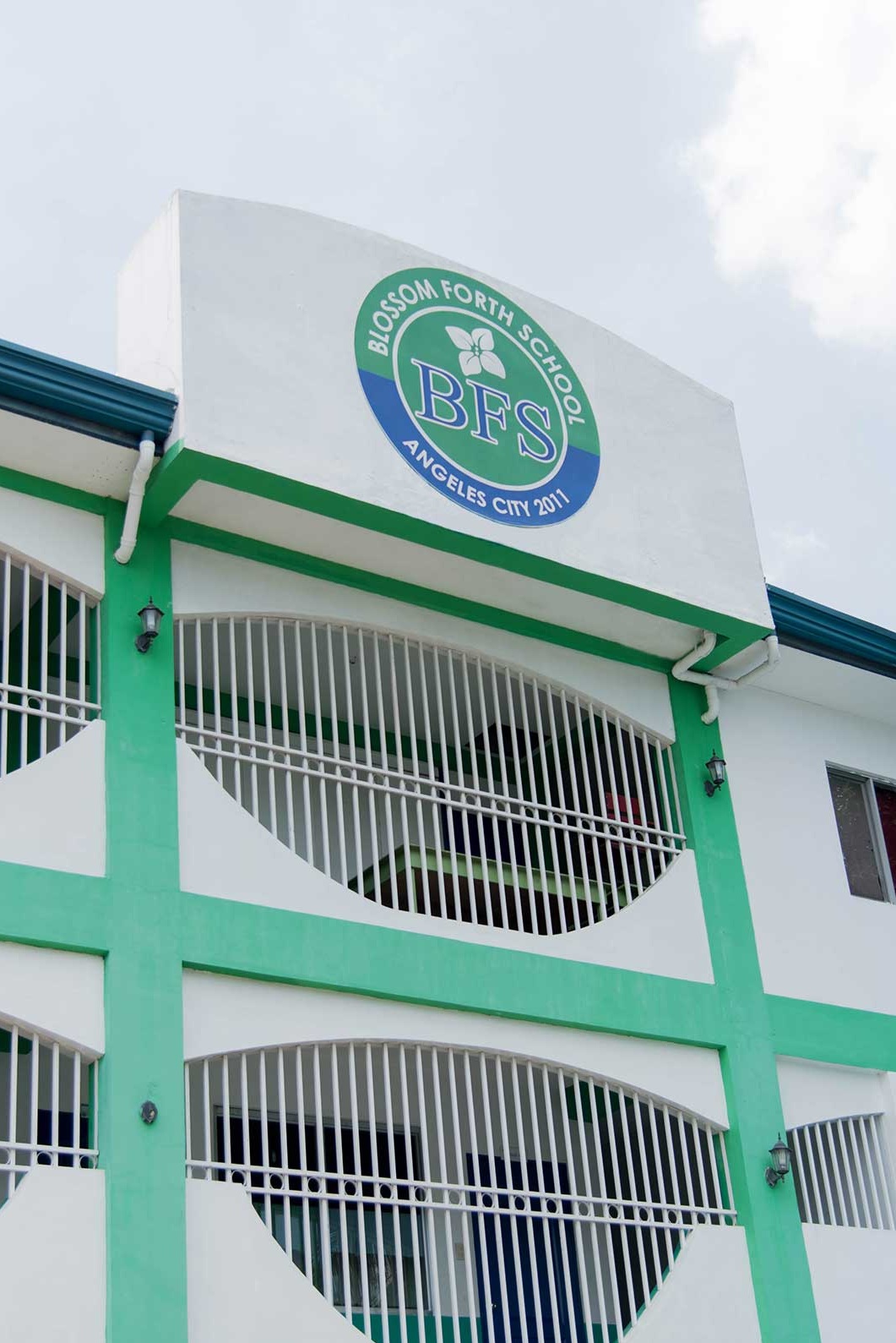 Elti-Blossom-Forth-School.jpg