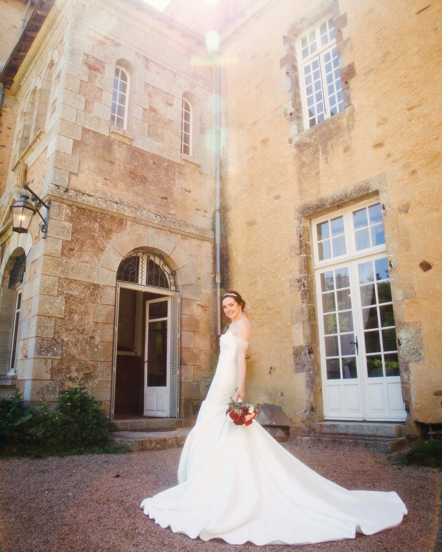 Could she be any more beautiful!? @lucysemmens after her ceremony with @julien_houeix, in the French countryside @lepordor 🌅