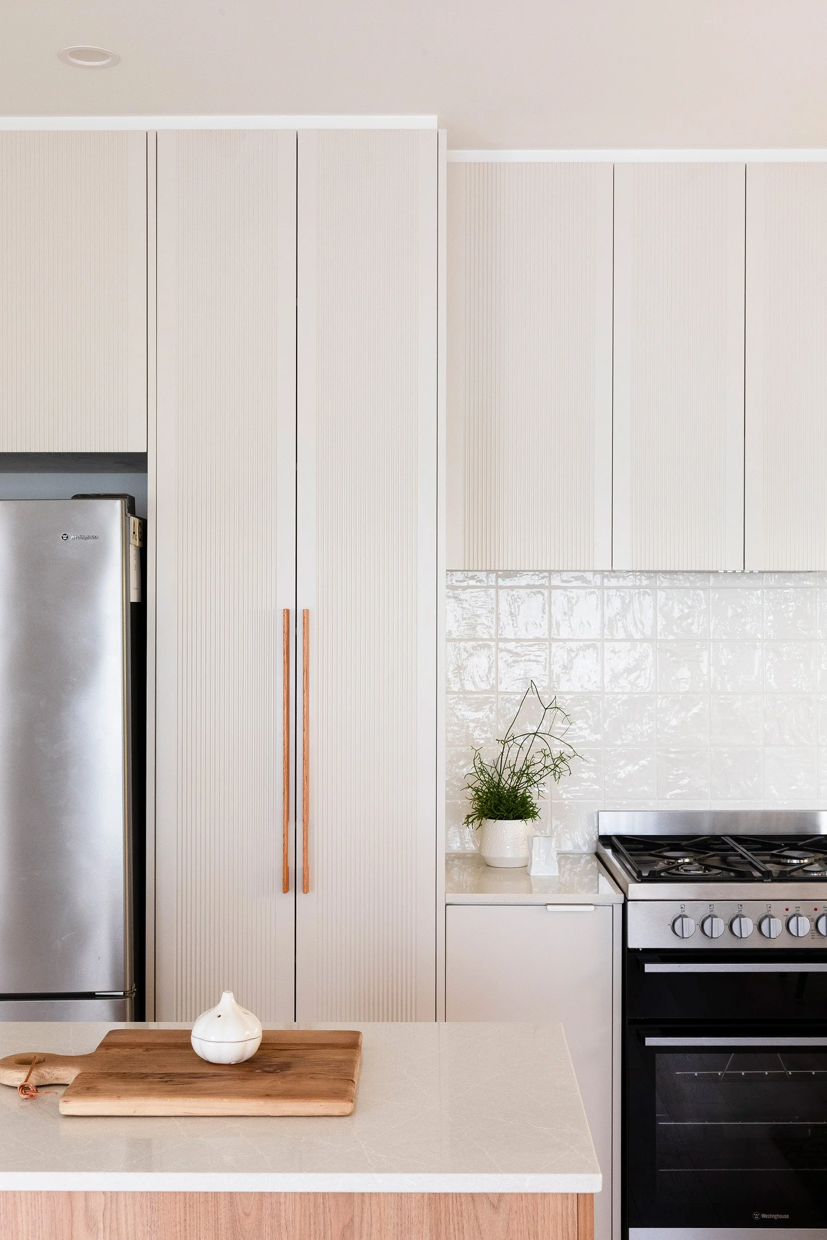 Kitchen Cabinet-1.jpg