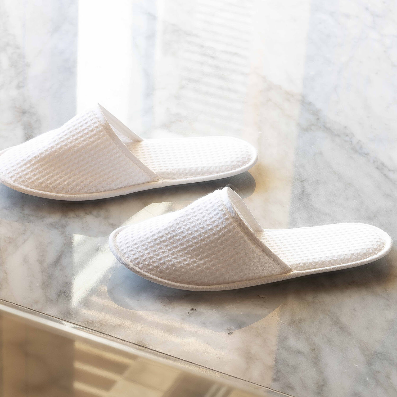 HONEY SLIPPERS MOOD.jpg