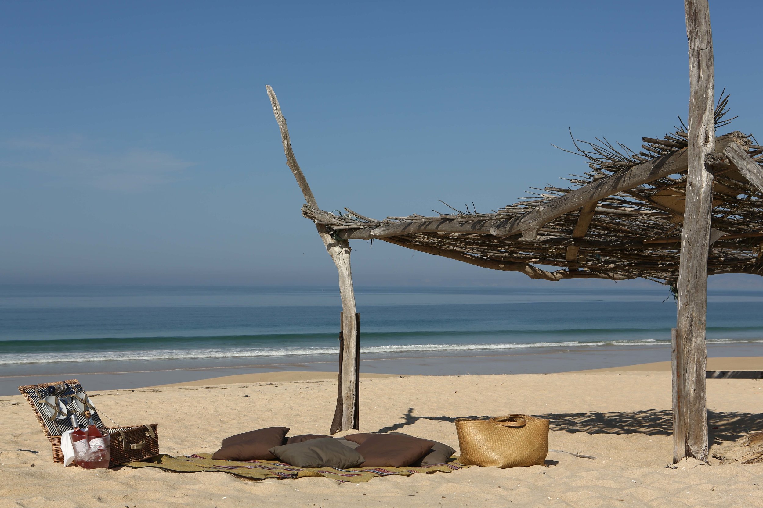 Sublime Comporta - Picnic on the Beach.jpg