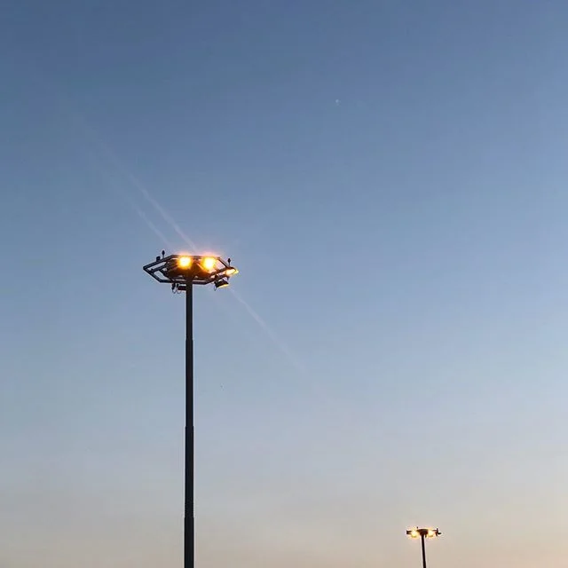 .
Just at Malpensa airport to Madrid.
.
.
.
.
.
#spain #madrid #malpensaairport #fly #blue sky