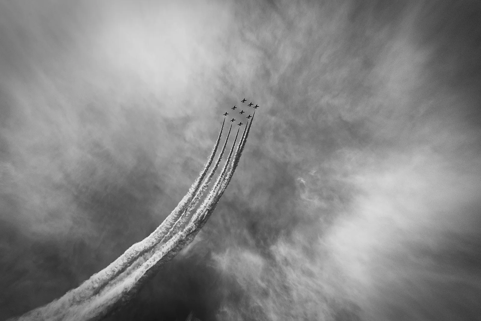 RED ARROWS_Tom Watson_POTY1.jpg
