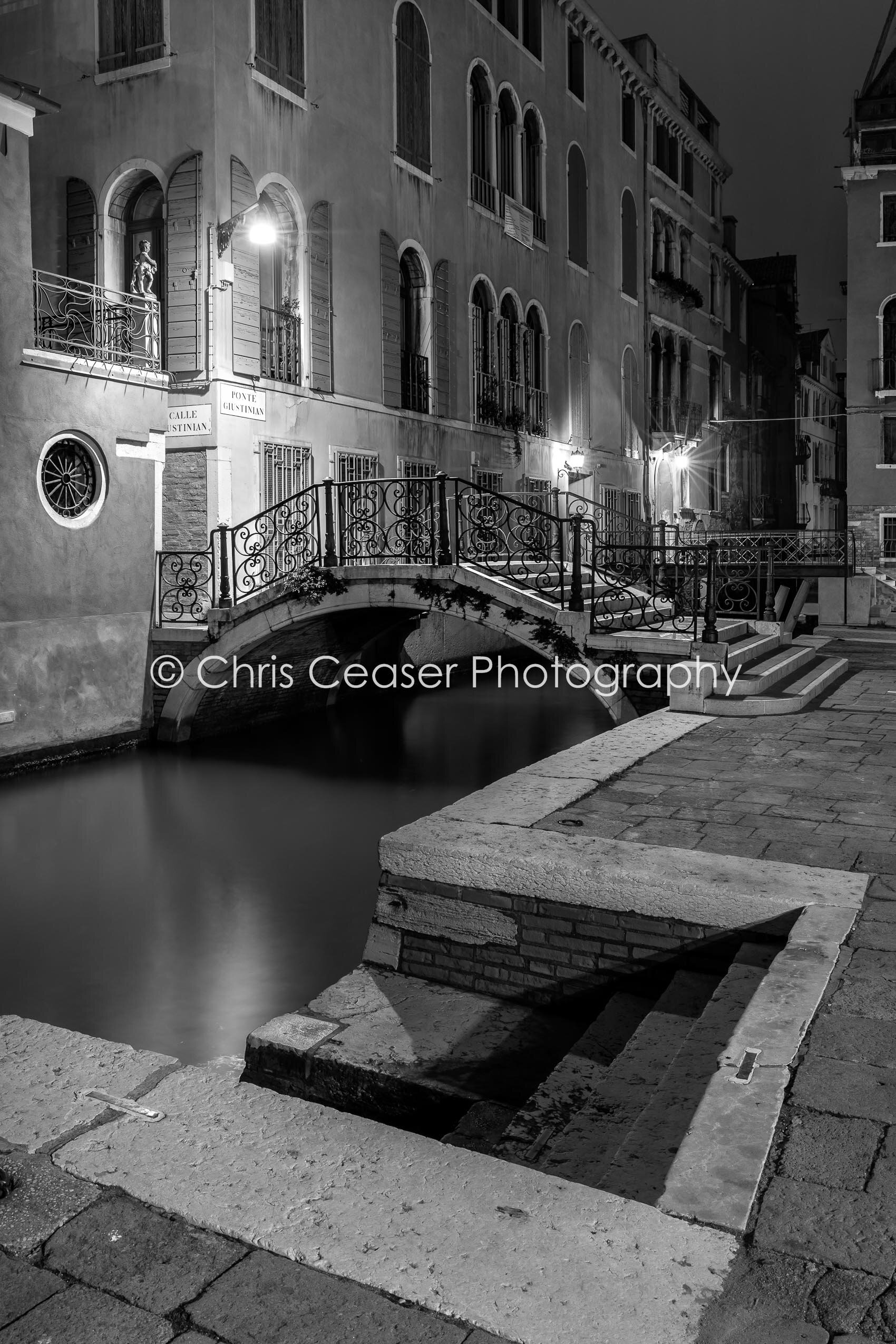 ponte giustinian early lamps mono port dec 18.jpg