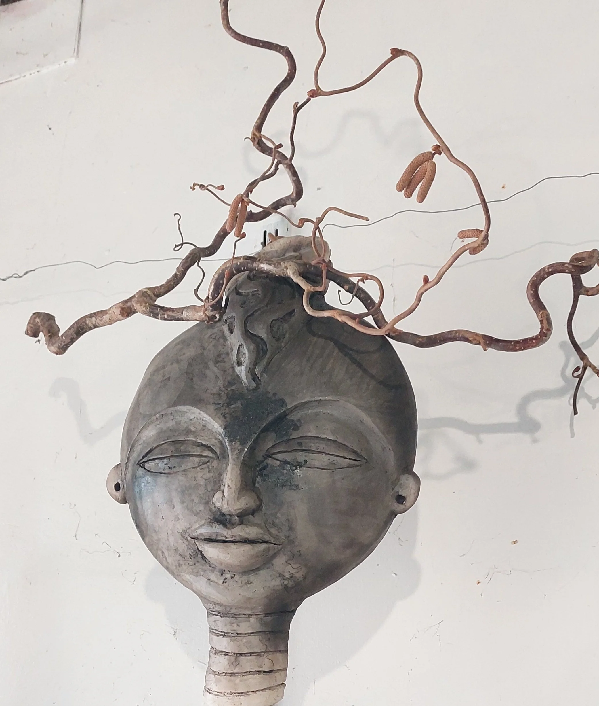 Mandi. Sculpture.jpg